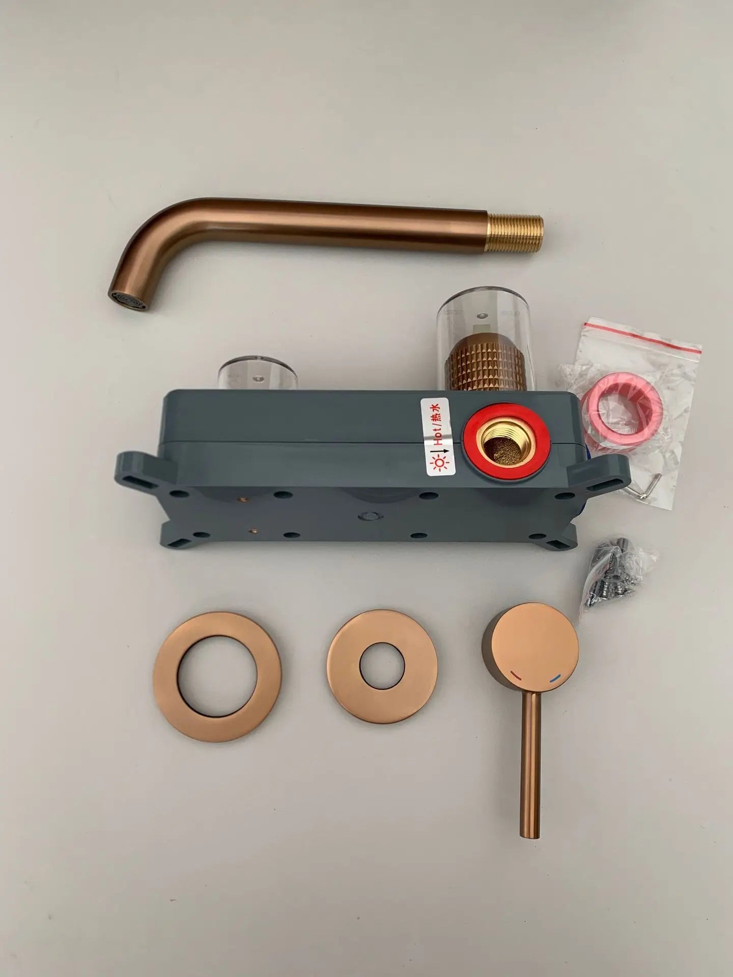Robinet encastrable de lavabo – Modèle Aurelio